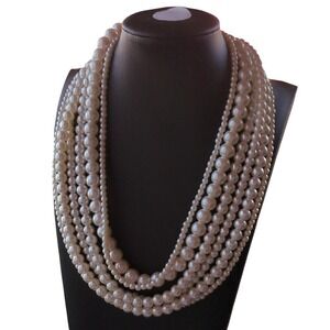 White Multi-Strand Necklace with Pearly Beads and Metallic Chain